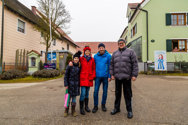 Thumbnail: JA 15802 Faschingswagen Landjugnend 01_03_2025.jpg